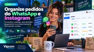 Empreendedora organizando pedidos do WhatsApp e Instagram em uma loja virtual Empreendedora organizando pedidos do WhatsApp e Instagram em uma loja virtual